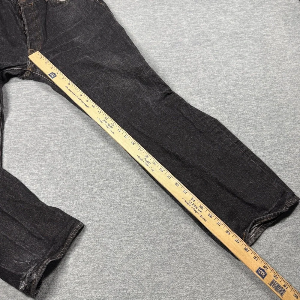 Levi's 501 Jeans Mens 36x32‎ Black Denim Button Fly Straight Leg Classic Fit VTG